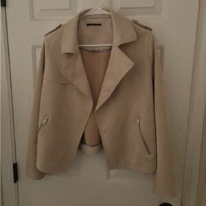 TAHARI FAUX SUEDE moto jacket.   Size m but fits L too